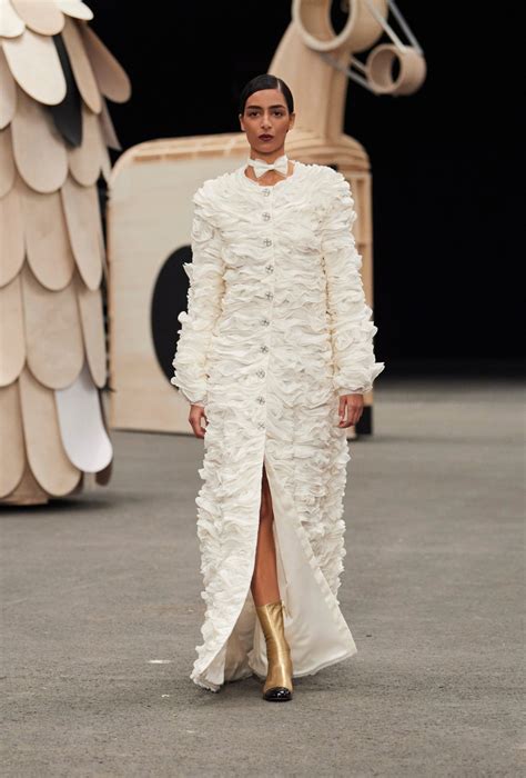 chanel fashion show spring 2016|Chanel couture collection 2023.